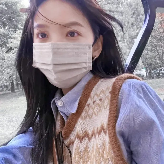 接近无限的白